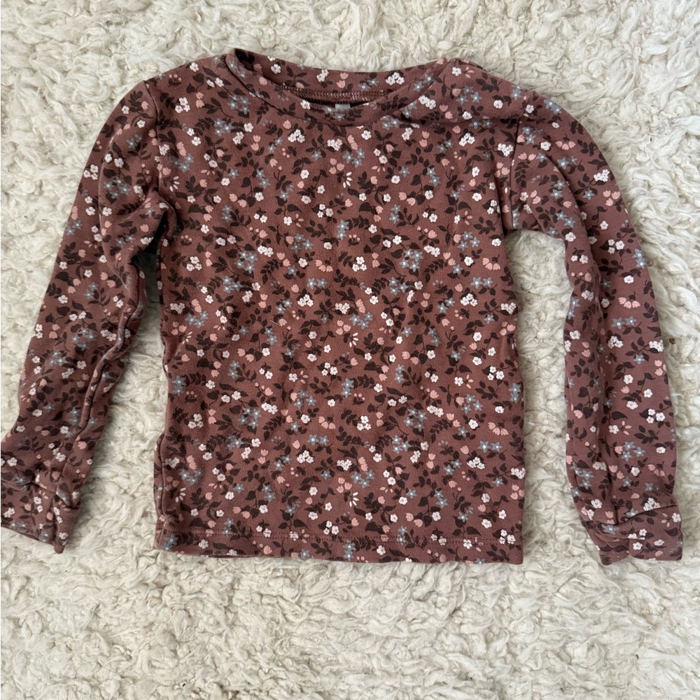 Floral long sleeved shirt by Rylee + Cru